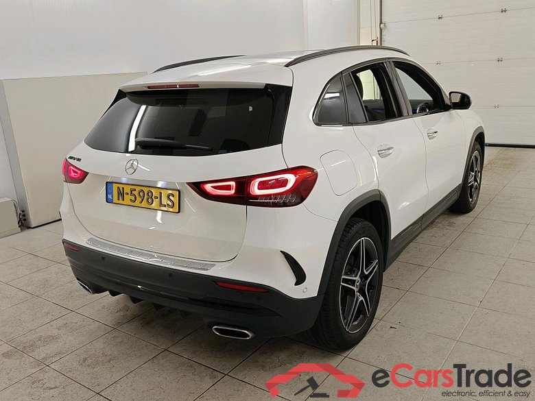 Mercedes-Benz GLA GLA 250 e DCT Business Sol AMG Limited 5d + Pano #2