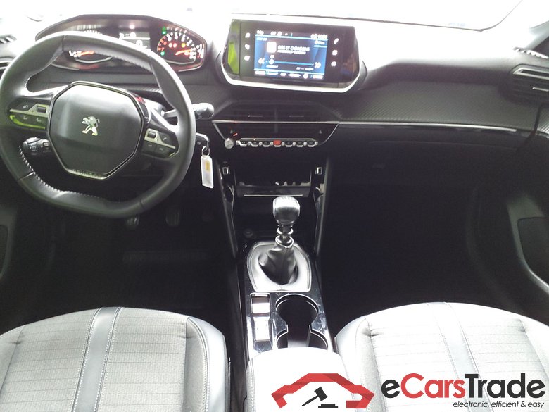 PEUGEOT 208 1.2 PureTech 100 ALLURE BVM #4