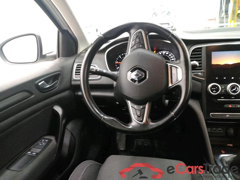 Megane IV Berline 5pt. Société Air Nav 1.5 dCi 90CV BVM6 E6 #5