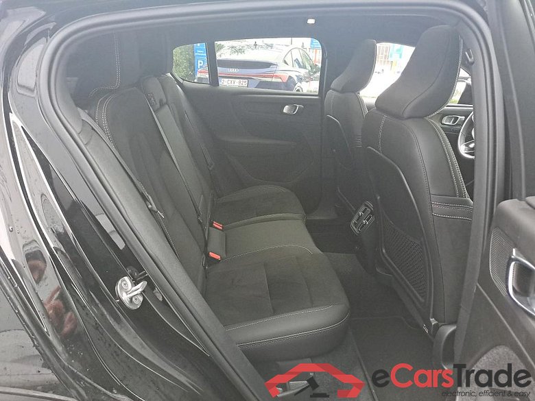 VOLVO C40 BEV 78KWH RECHARGE TWIN LAUNCH EDITION #6