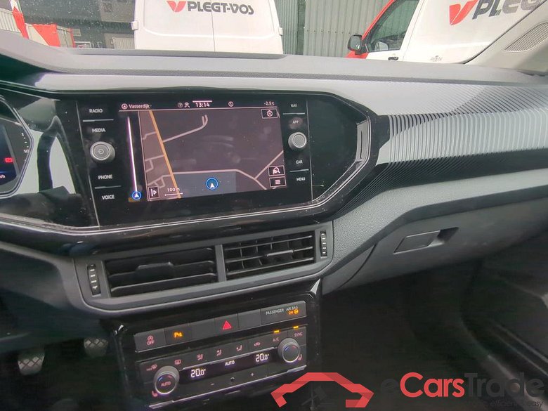 VOLKSWAGEN T-Cross 70 kW #3