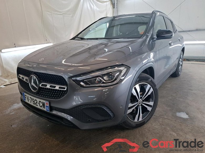 MERCEDES-BENZ GLA / 2020 / 5P / SUV 2.0 GLA 200 D BUSINESS LINE DCT #1