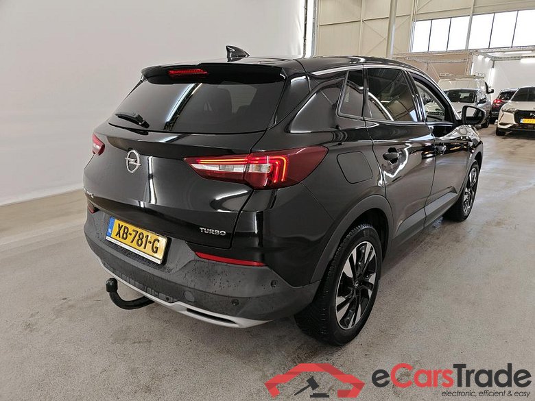 Opel Grandland X 1.2 Turbo S&S 96kW Bus. Executive Auto 5d #2