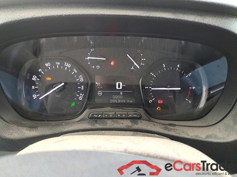 PEUGEOT - PEU EXPERT BlueHDi 120PK Long Asphalt L3              ***   TOTAL LOSS   ***           With Connect Nav & Towing Hook #5