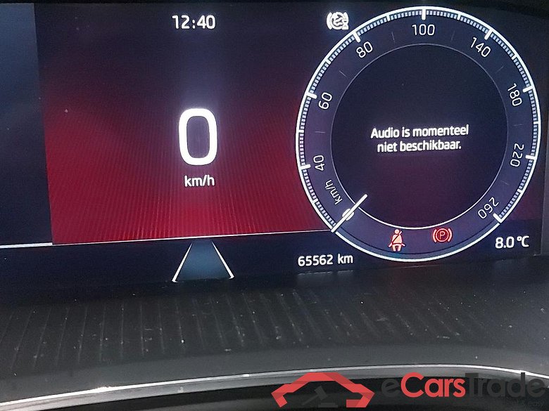 SKODA - SKO OCTAVIA COMBI CRTDI 150PK DSG7 Ambition Pack Launche & Sleep & Keyless & Heated Steering Wheel & Park Assist With Park Sensors Front & Rear #5