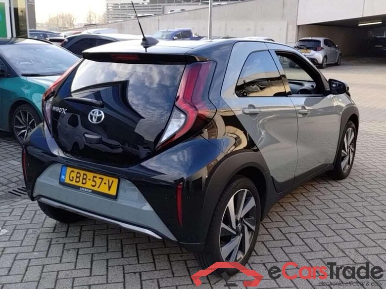 TOYOTA Aygo X 1.0 VVT-i S-CVT Envy #4