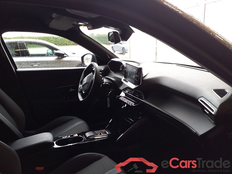 PEUGEOT 2008 PureTech 130 Allure EAT8 #5