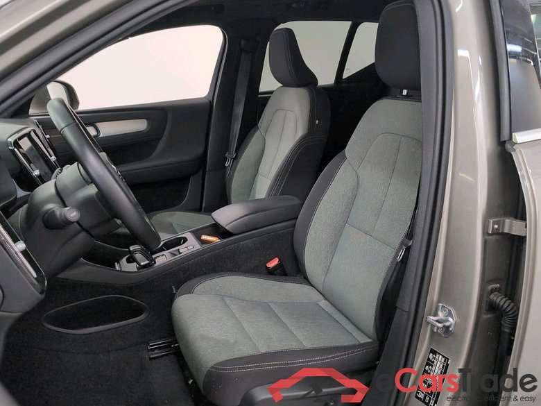 VOLVO XC40 1.5 T5 PHEV Recharge Pro DCT #5