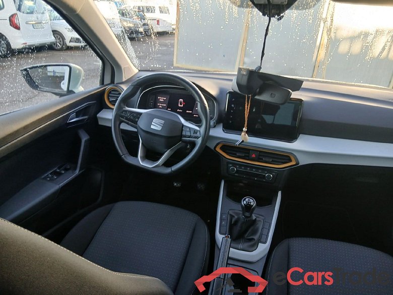 SEAT Arona / 2017 / 5P / todoterreno 1.0 TSI 81kW (110CV) Style Plus (AC) #3