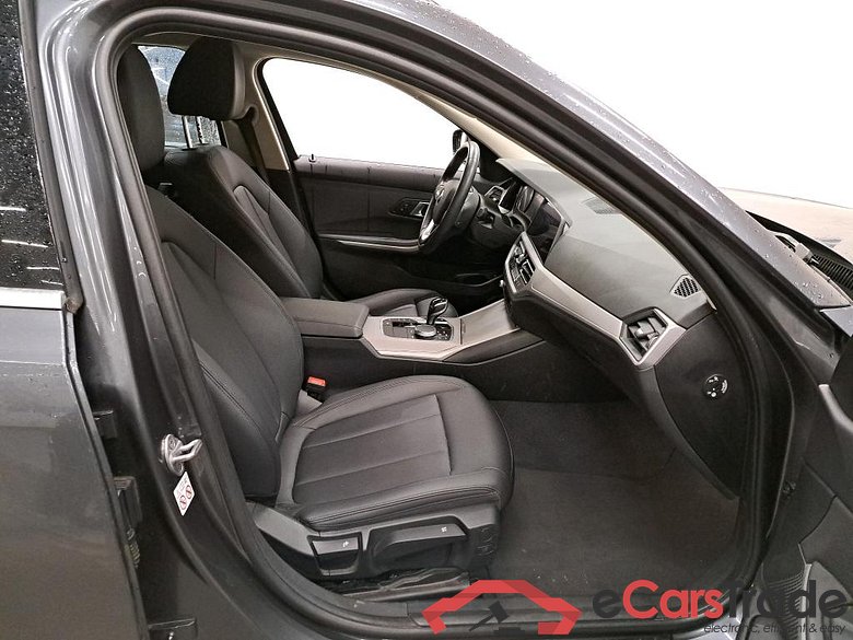 BMW - BMW 3 TOURING 318dA 136PK Business Edition Advantage & Pack Business & Towing Hook #3