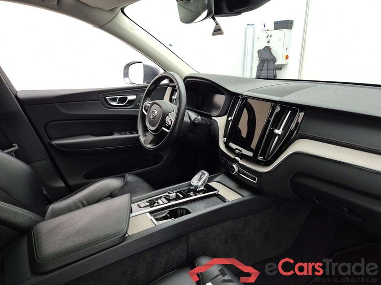 VOLVO XC60 B4 MOMENTUM PRO AWD GEARTR. #3