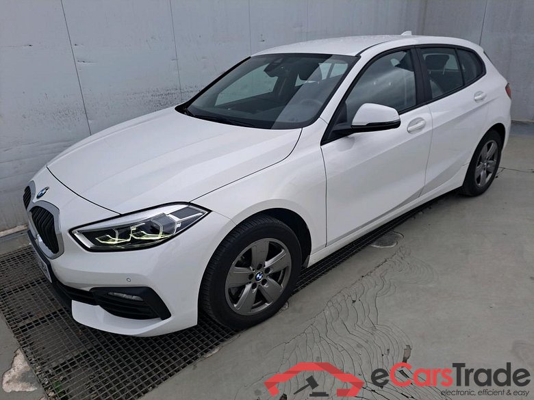 BMW Serie 1 / 2019 / 5P / berlina con portón 118i #1