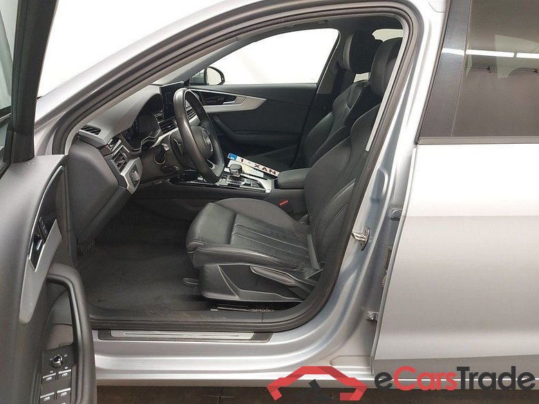 Audi A4 Avant 2.0 30 TDi 100kW S tronic Business Ed 5d #3