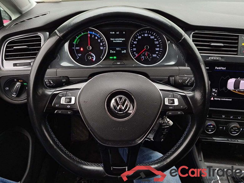 VOLKSWAGEN e-Golf E-DITION #6