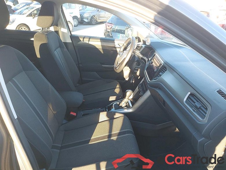 VOLKSWAGEN T-Roc / 2017 / 5P / todoterreno Advance 2.0 TDI 110kW (150CV) DSG (AC2) #6