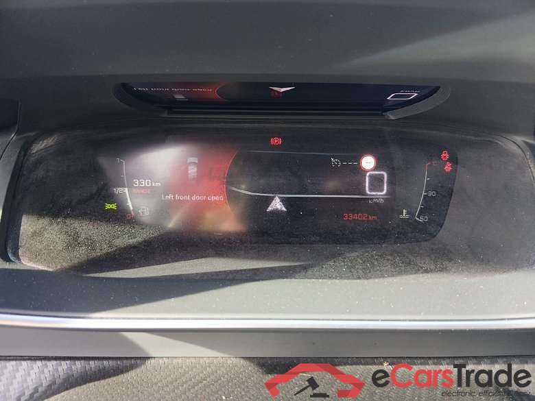 PEUGEOT 2008 / 2019 / 5P / todoterreno Allure Puretech 100 S&S BVM6 (CX) #4