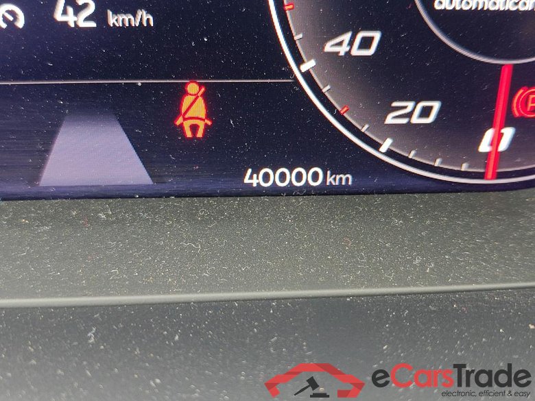 SEAT Nuevo León / 2020 / 5P / berlina con portón 2.0 TDI 85kW S&S Style Go (AC3) #5