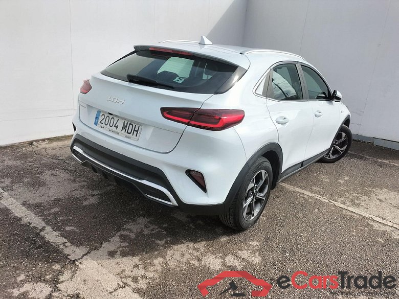 KIA XCeed / 2022 / 5P / todoterreno 1.0 T-GDi Drive 88kW (120CV) #2