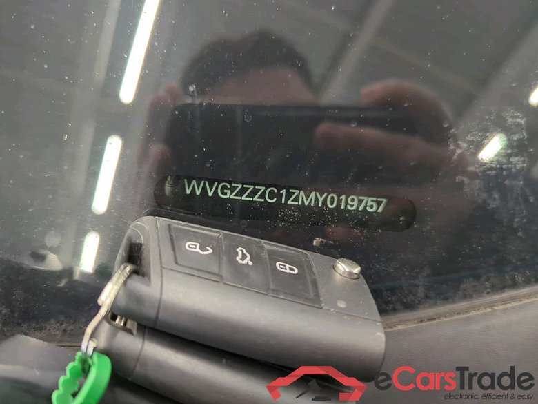 Volkswagen T-Cross 1.0 TSI 70kW Life Business 5d #6