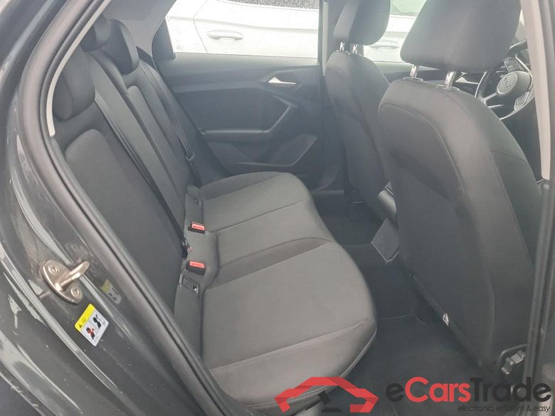 AUDI A1 1.0 25 TFSI #6