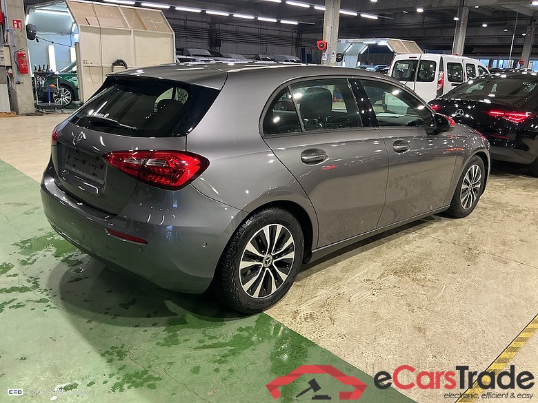 MERCEDES-BENZ A-CLASS 1.3 A 180 BUSINESS SOLUTION ESSENTIAL #4