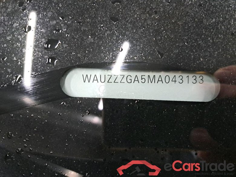 AUDI - AUD Q2 30 TFSI 110PK S Line Pack Platinum & Comfort Key  * PETROL * #6