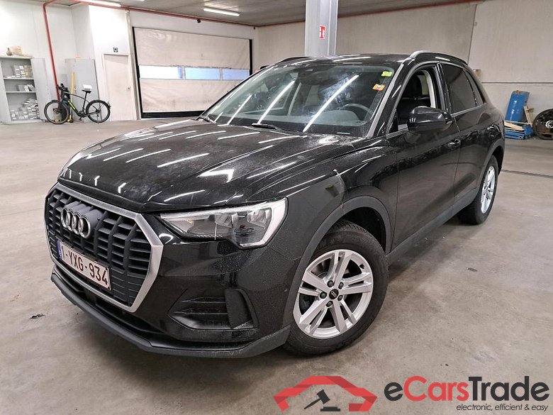 AUDI - AUD Q3 35 TDI 150PK S-Tronic Business Edition Pack Business Plus & Park Assistant