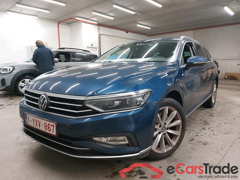 VOLKSWAGEN - VW  PASSAT VARIANT TDI 122PK DSG Elegance Business With Nappa Seats & Matrix LED & Towing Hook
