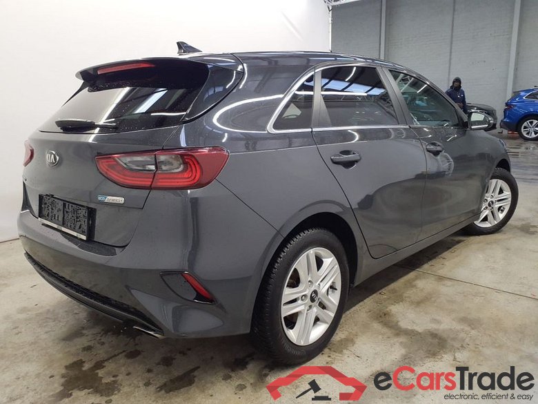 KIA cee'd More 1.6 CRDi 136 MHEV e-clutch 5d #2