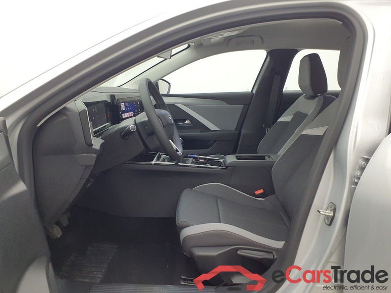 Opel Astra Sports Tourer 1.2 Turbo 81kW S/S Edition 5d #3