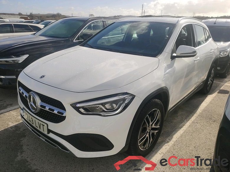 MERCEDES-BENZ GLA / 2020 / 5P / todoterreno GLA 200 D
