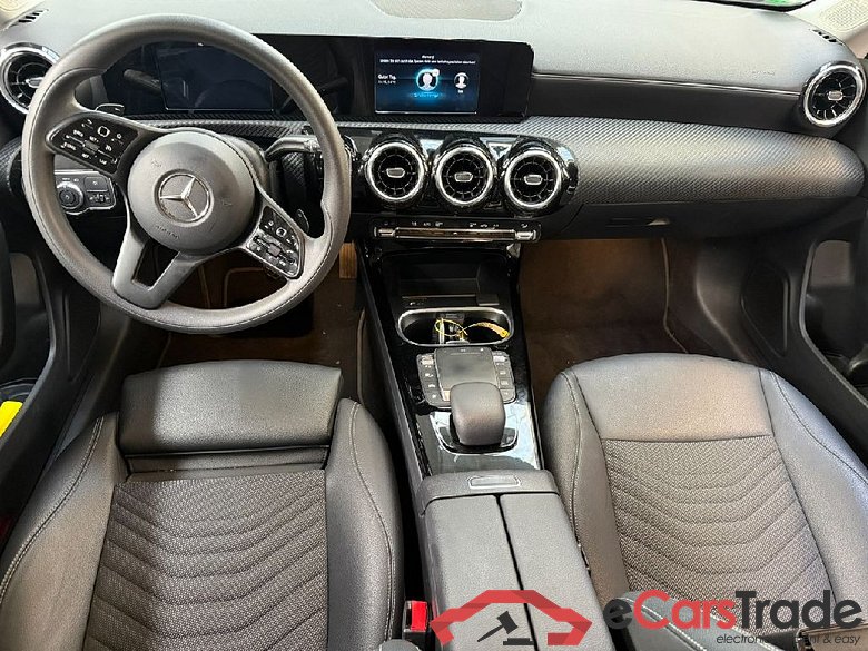 CLA -Klasse Shooting Brake CLA 180 (118.684) 1.3 100KW AT7 E6d #3