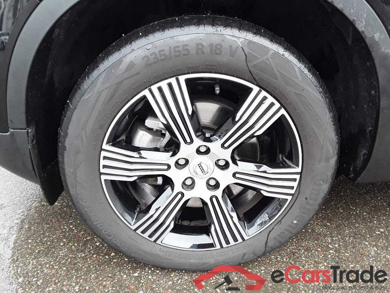 Volvo XC40 (2017->) DE - SUV5 B4 2WD EU6d, Inscription (EURO 6d), 2020 - 2022 #2