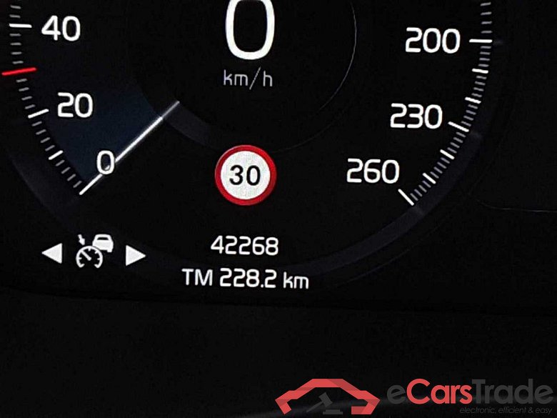 Volvo XC40 (2017->) DE - SUV5 B4 2WD EU6d, Inscription (EURO 6d), 2020 - 2022 #4