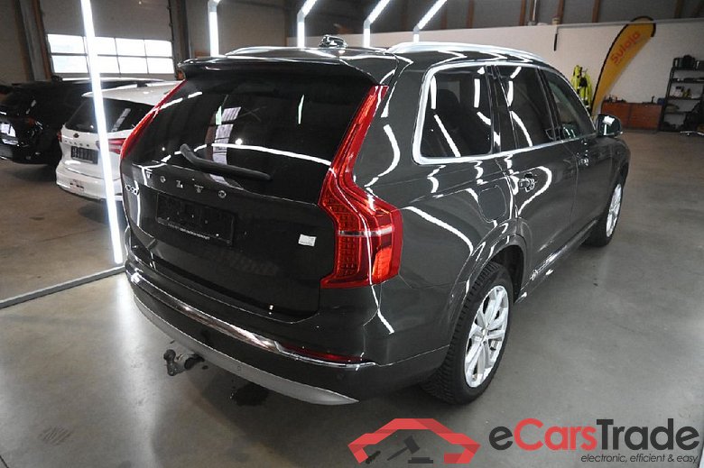 XC90 Inscription Expression Recharge AWD 2.0 T8 Twin Engine 288KW AT8 7 Sitzer E6d #2