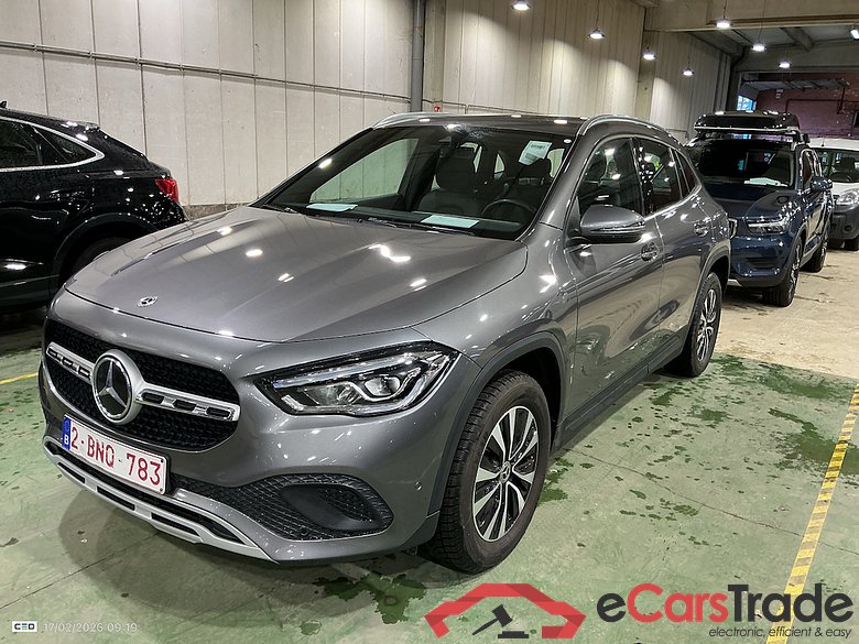 MERCEDES-BENZ CLASS GLA DIESEL (H247) GLA 180 d Business Solution #1