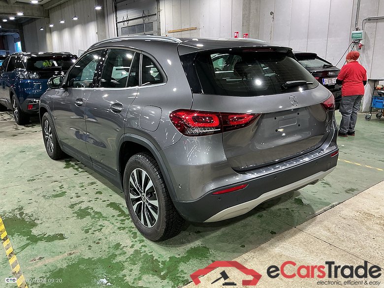 MERCEDES-BENZ CLASS GLA DIESEL (H247) GLA 180 d Business Solution #3