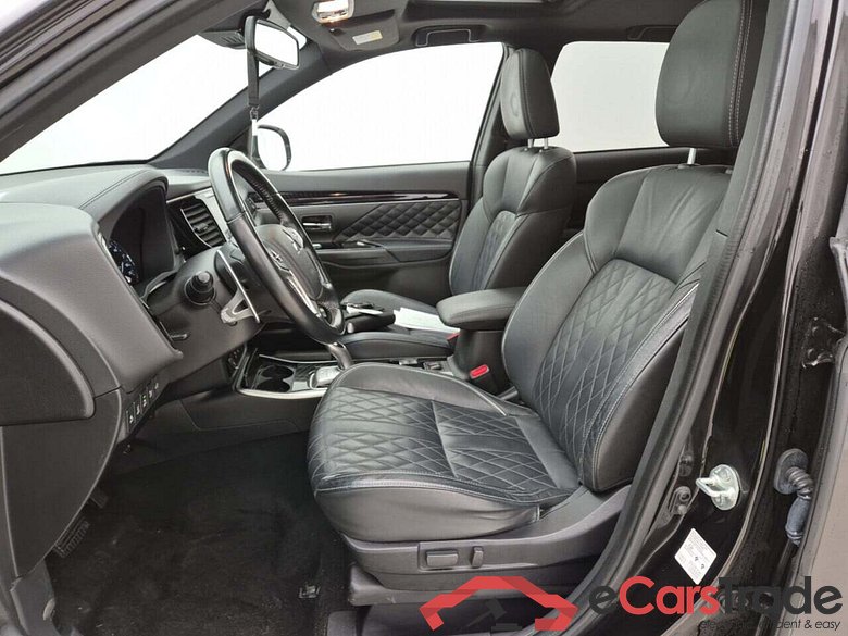 Mitsubishi Outlander 2.4 Plug-In Hybrid Intense 4WD Aut. Pano LED-Xenon ACC Display Leather KeylessGo Camera 360 Klima ... #5