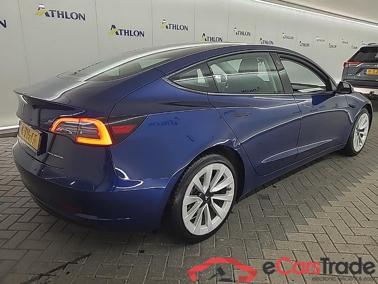 Tesla Model 3 Long Range Dual Motor AWD 4D 350kW #3