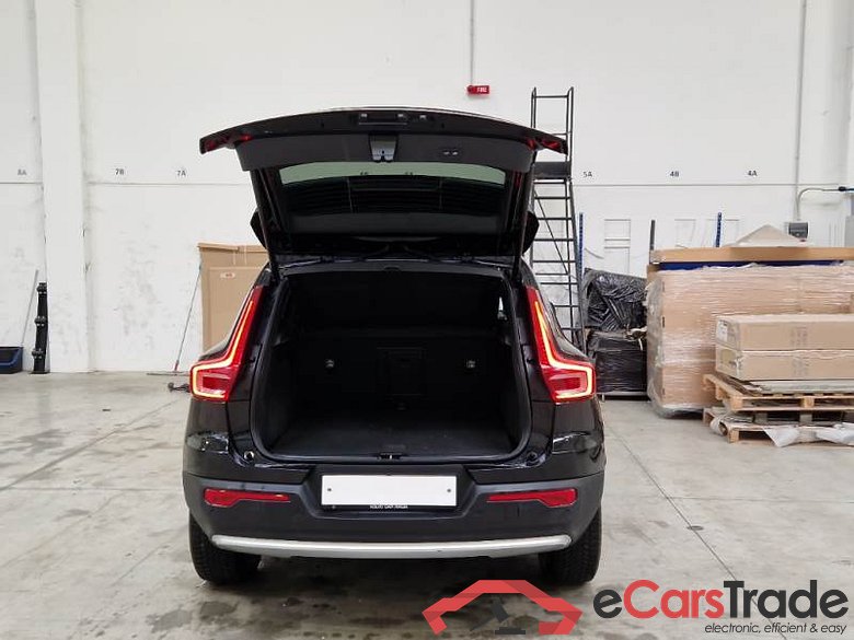 VOLVO XC40 / 2021 / 5P / SUV T4 RECHARGE PLUG-IN AUTO CORE #5