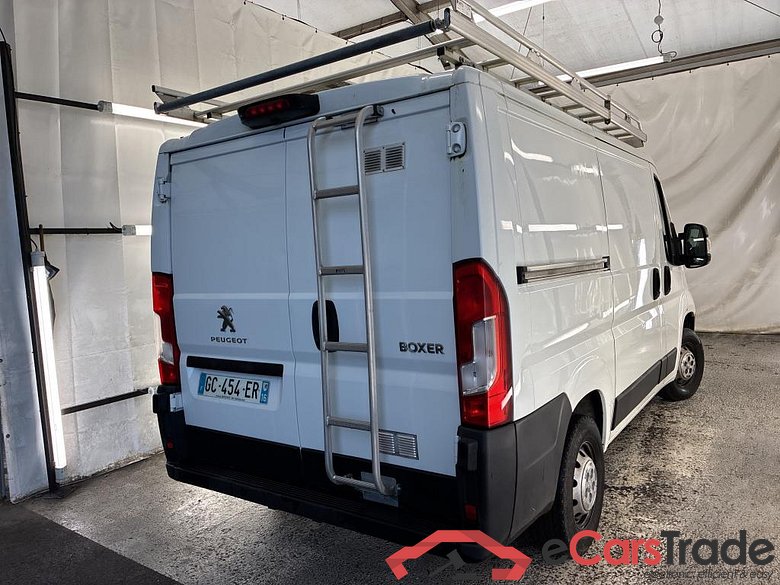 PEUGEOT Boxer / 2014 / 4P / Fourgon tôlé BlueHDi 120 S&S ASPHALT 330 L1H1 #3