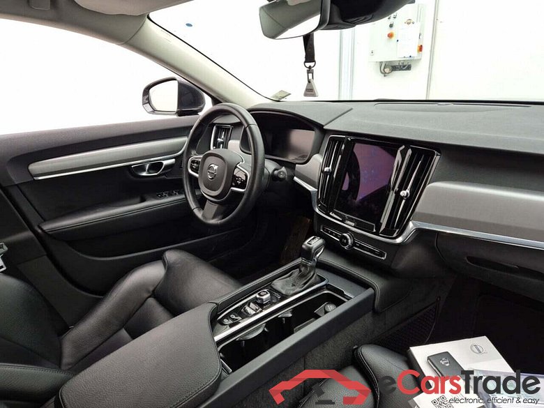 VOLVO V90 T5 Momentum Geartronic #3