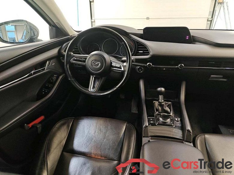 Mazda 3 2.0 e-SA-X Luxury #3