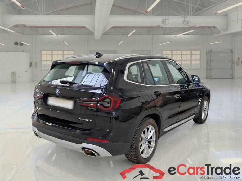 BMW X3 / 2021 / 5P / SUV XDRIVE 30E #2