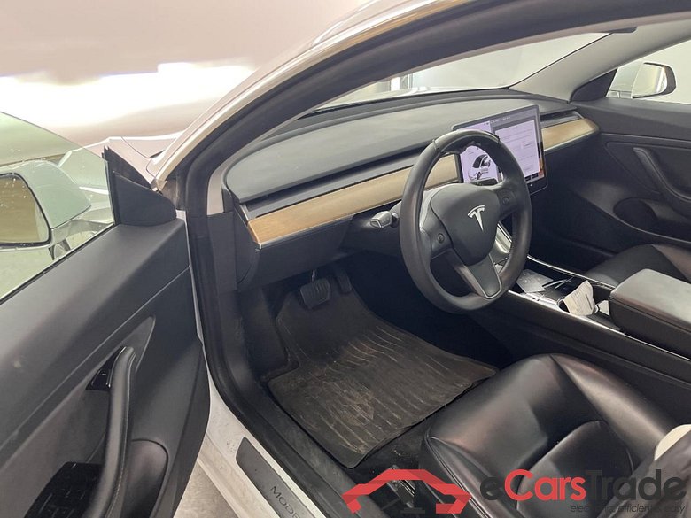 Tesla Model 3 Standard RWD Plus 60 kWh #5