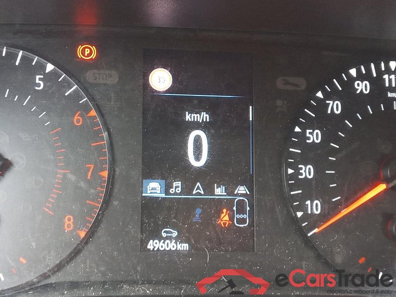 RENAULT Clio / 2019 / 5P / berlina con portón Business TCe 74 kW (100CV) GLP #5