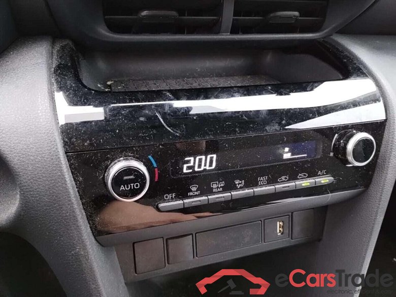 TOYOTA Yaris Cross 1.5 Hybrid Active #6