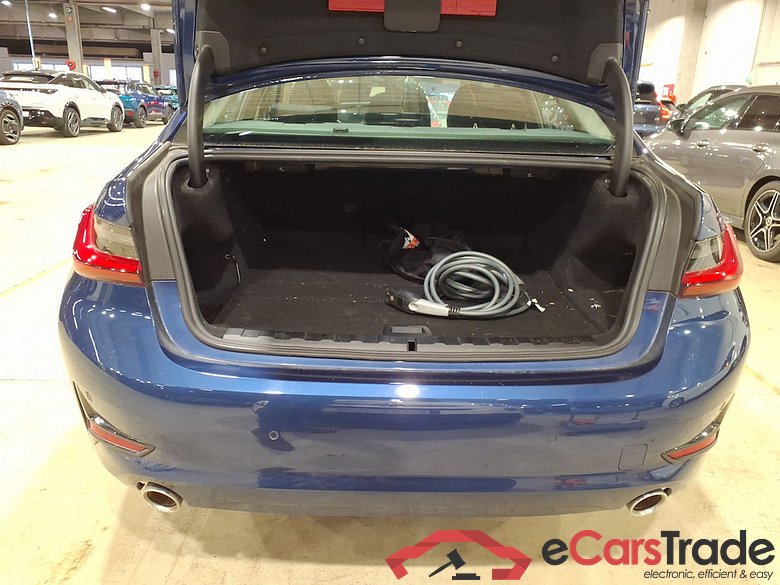 BMW 3 SERIES BERLINE 2.0 330E (135KW) BERLINE #3