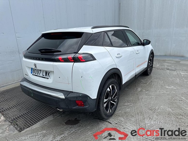 PEUGEOT 2008 / 2019 / 5P / todoterreno Allure BlueHDI 81kW (110CV) #2