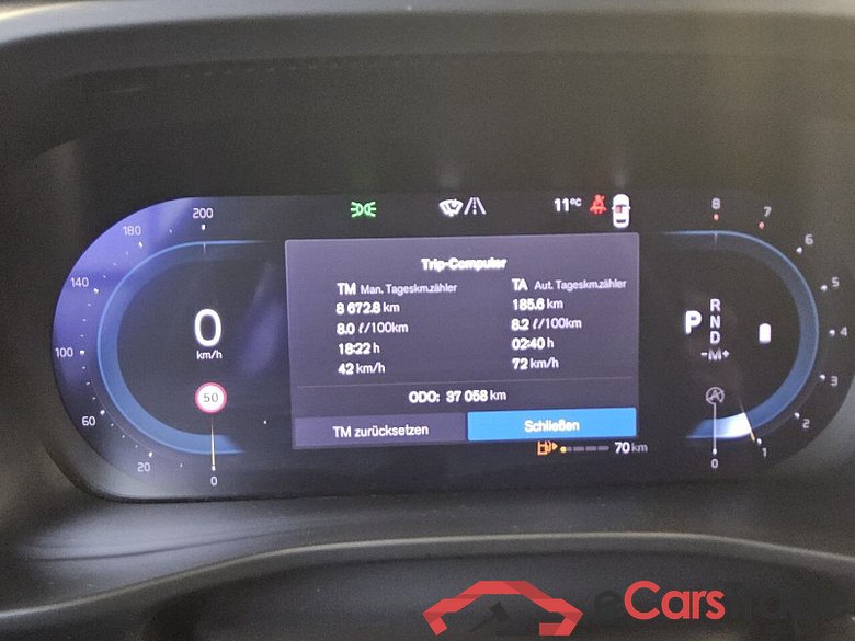 Volvo XC40 (2017->) DE - SUV5 B4 2WD EU6d, Plus Dark (EURO 6d), (Facelift) 2022 - 2024 #6